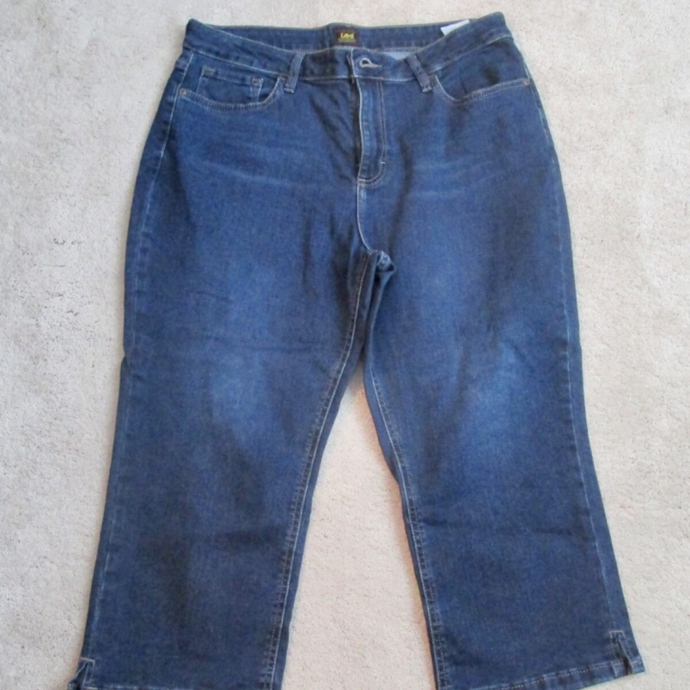 LEE Women's Denim Blue Capri Jeans Size 4